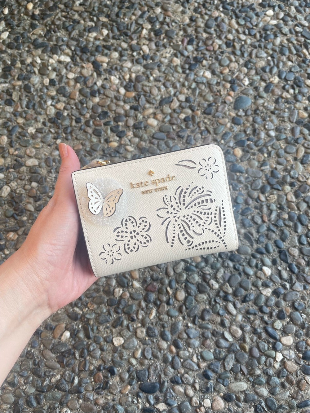 kate spade milk white Flower and Butterfly Cutout Zip Wallet
